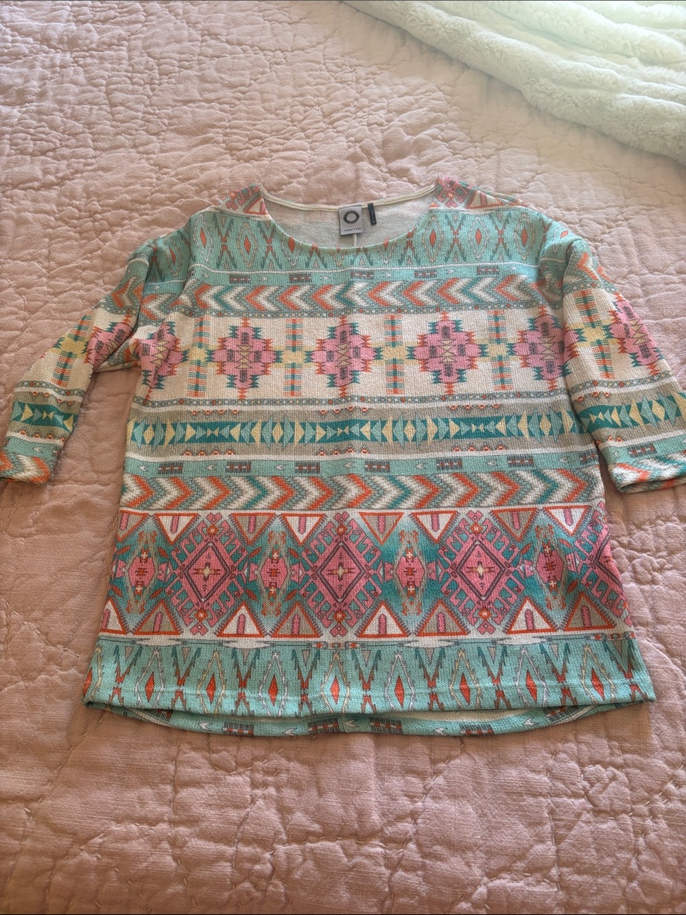 Aztec Print Knit Sweater Top in Mint & Pink